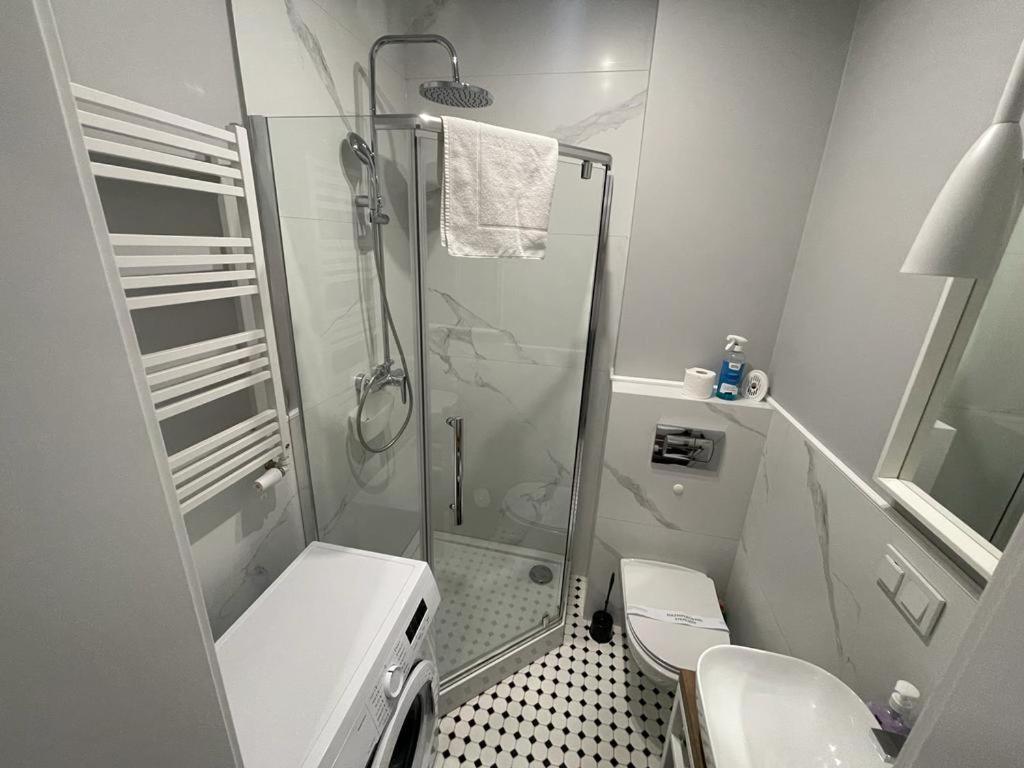 Apartment Gallery Center *