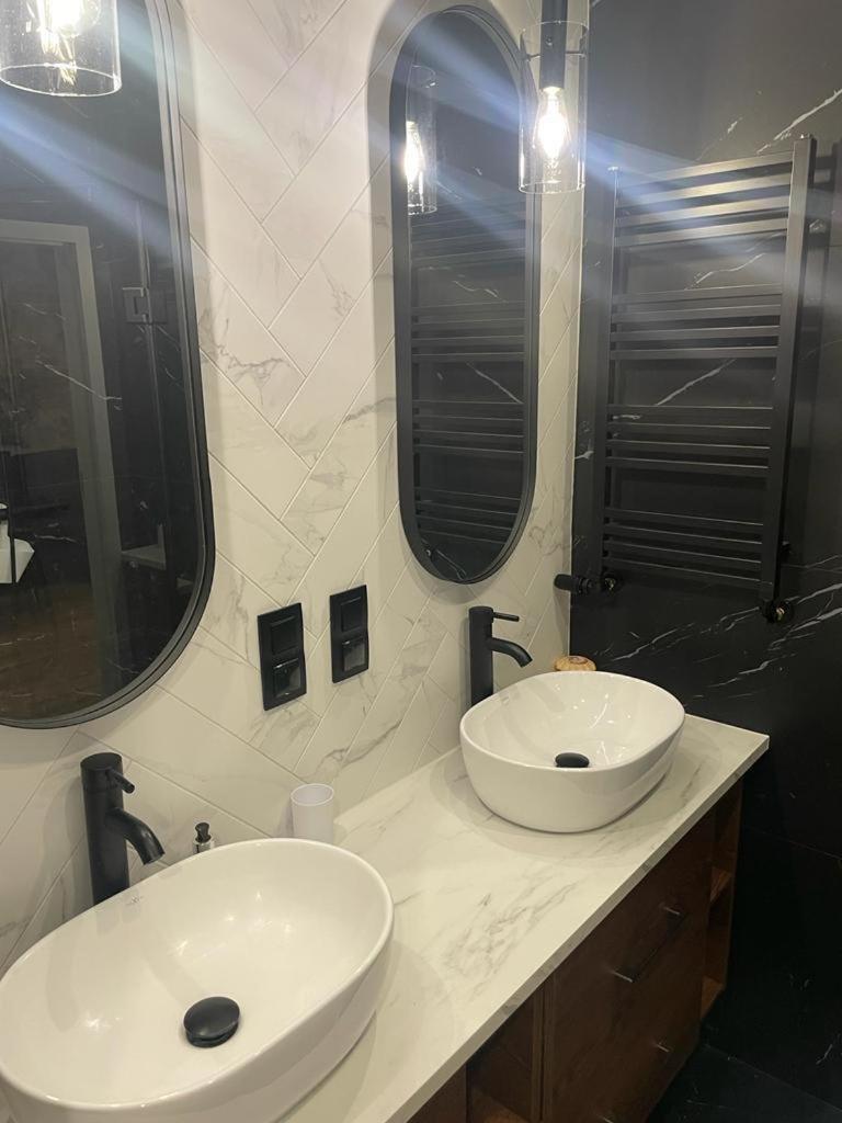 Gallery Center Apartment *